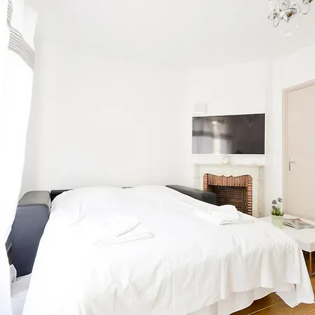 Elysees Aparthotel 2*